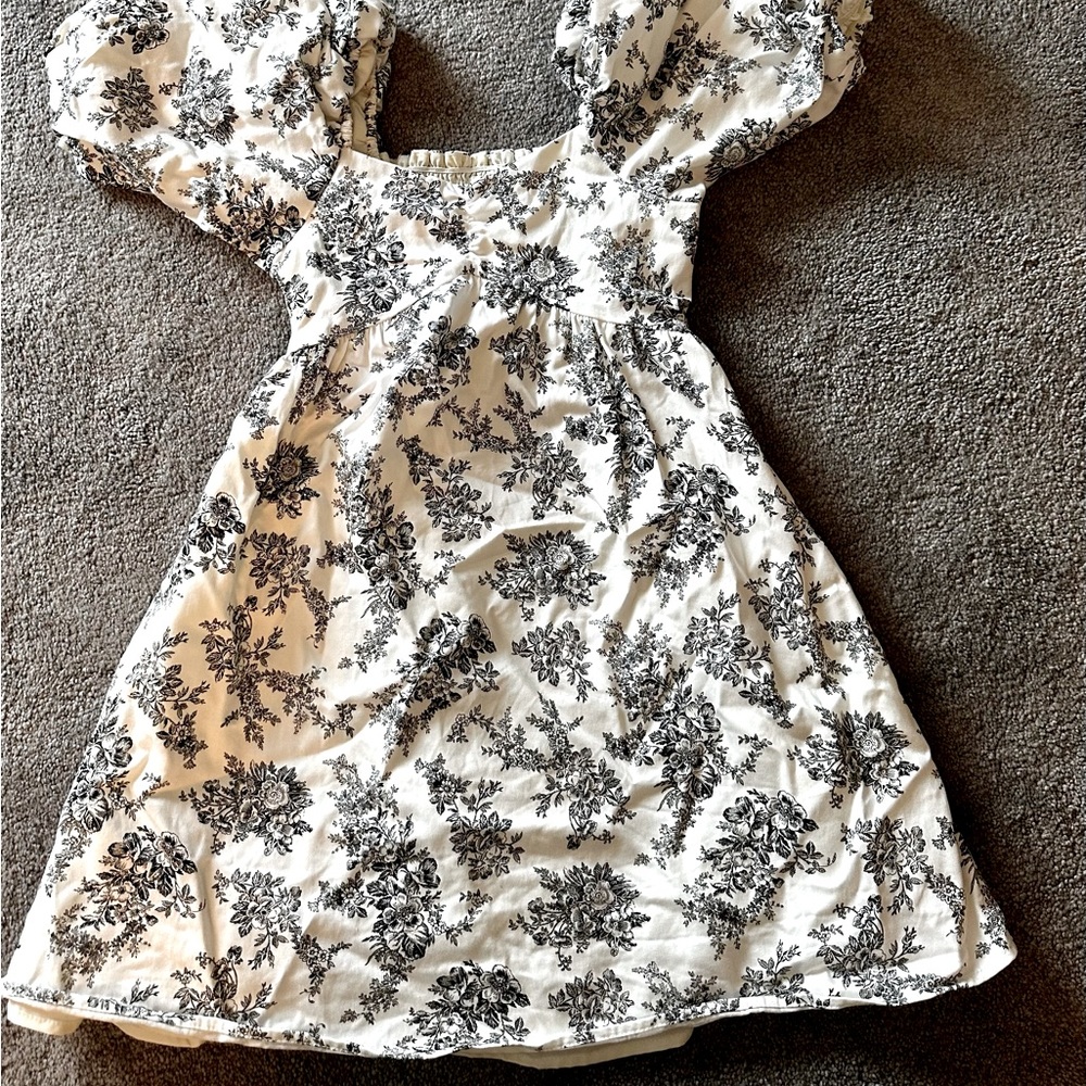 Janie and Jack size 8 black and white Christmas dress like new worn once